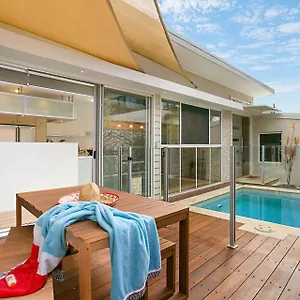 Holiday home Tobys House