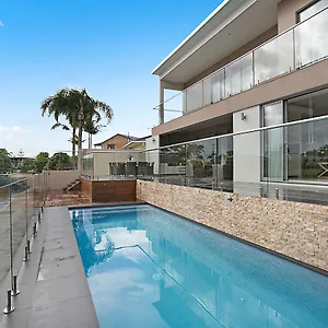 Holiday home Luxe On Lotus